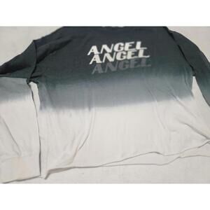 No Boundaries Angel Graphic Long Sleeve Top Women’s XL